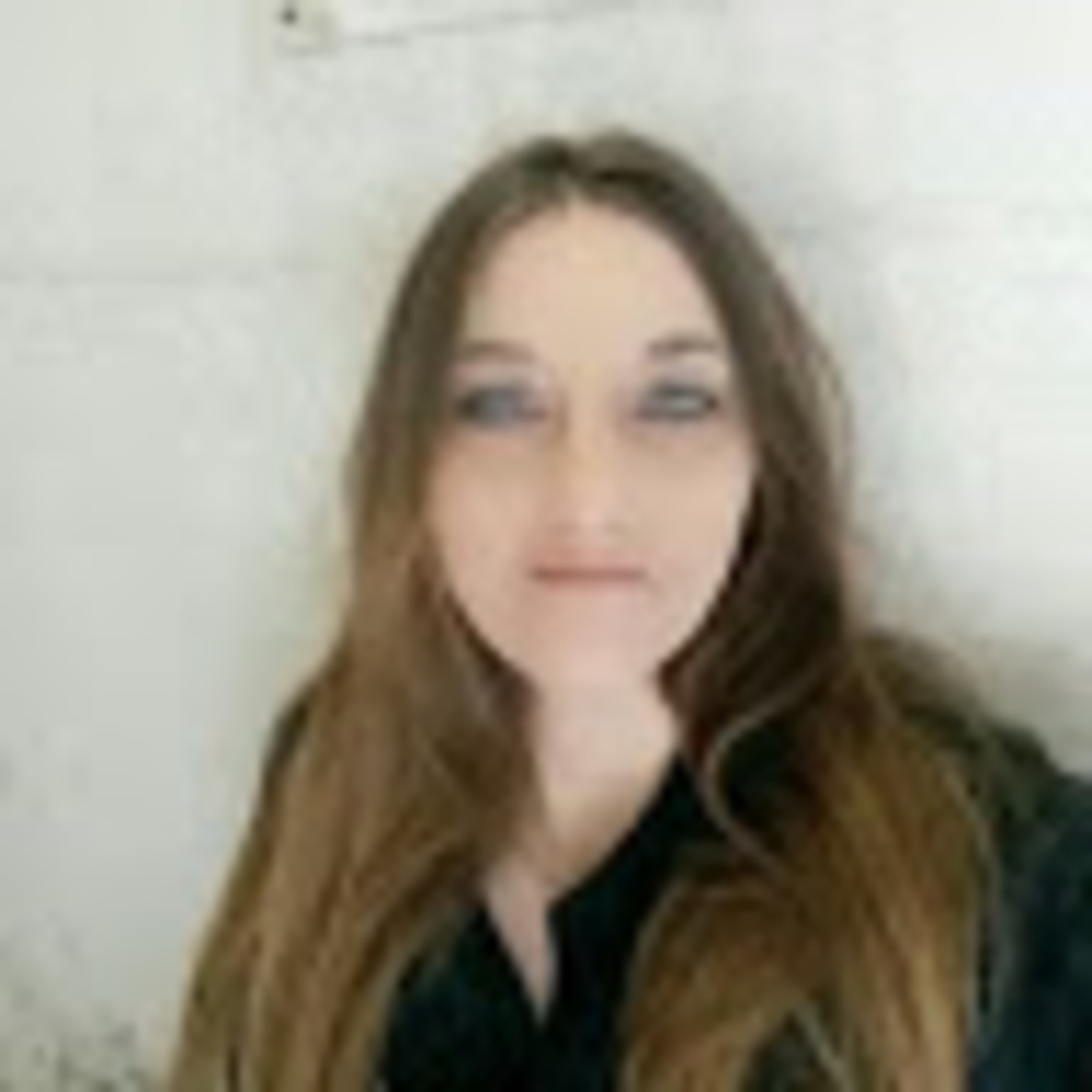 Meet your Posher, Chrystal
